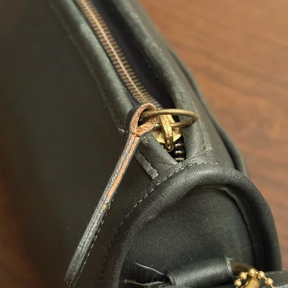 Vintage Coach Austin Bag - Picture 6 of 10